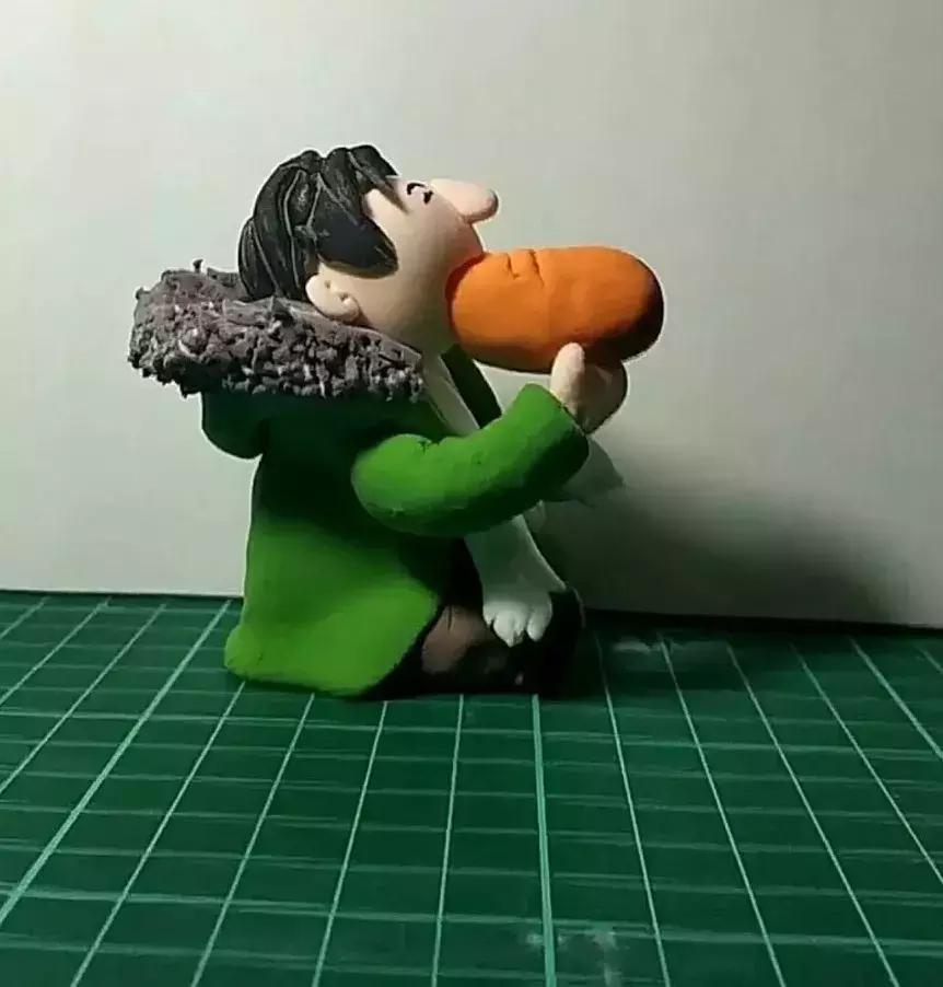 王思聪对比日本第一富二代,王思聪富二代该有的气质