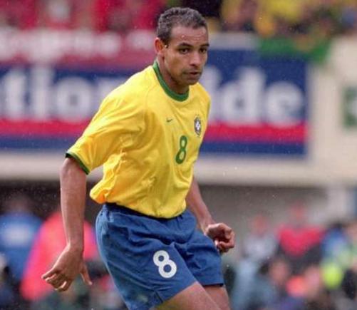 足坛十大帅哥舍甫琴科,足坛十大舍甫琴科