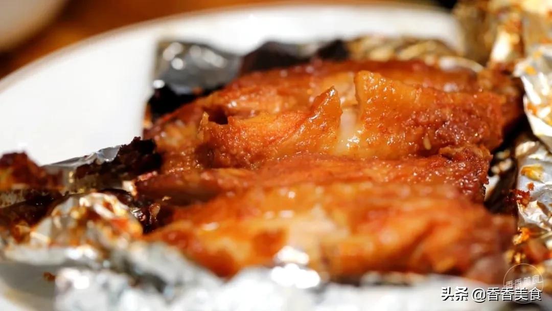 人山人海来吃肉，大哥小弟都说香