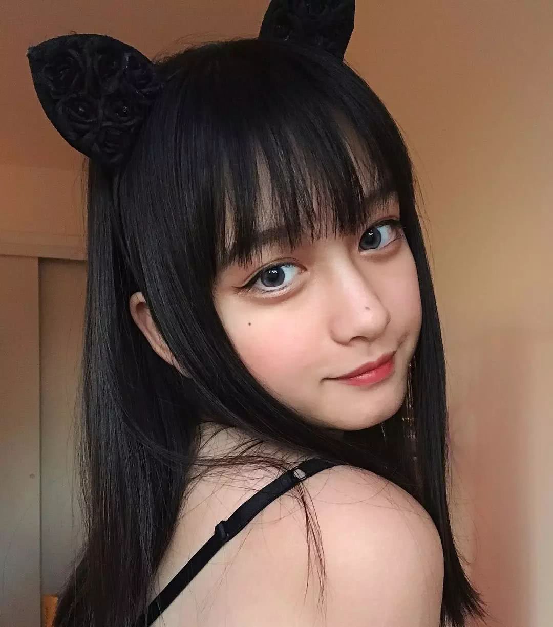 00后的神仙颜值高清纯女生网红,爆红的00后女孩