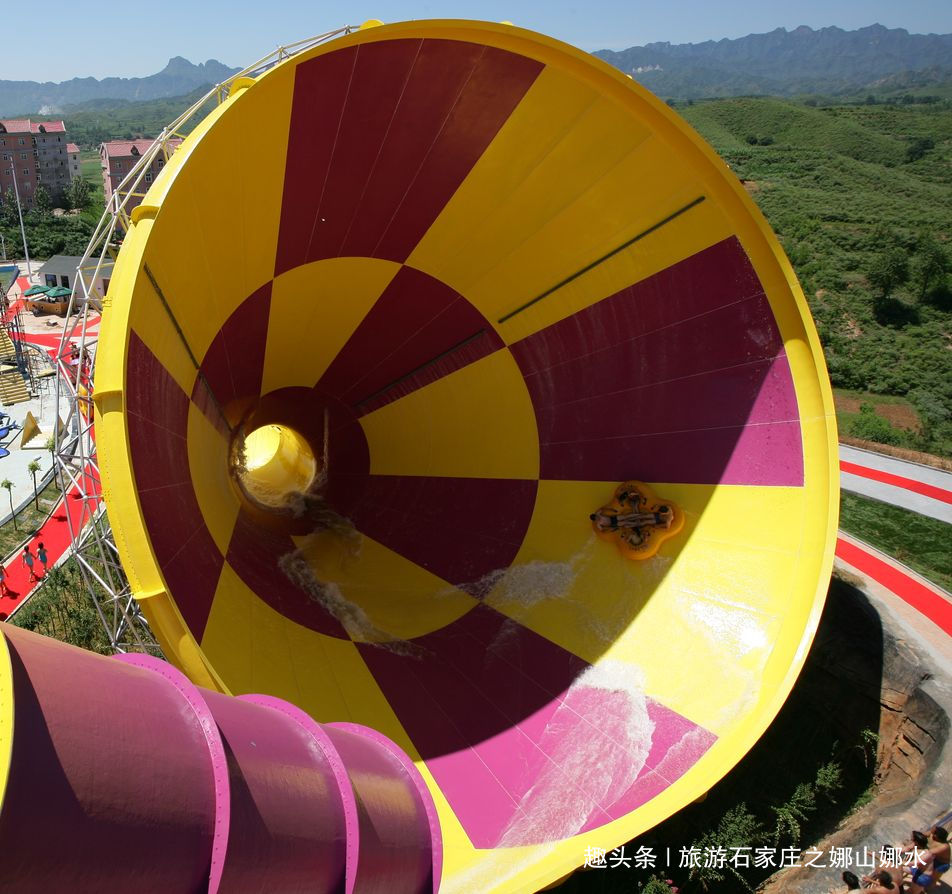 白鹿温泉水上乐园一日游,白鹿温泉加勒比海滩水上乐园团购