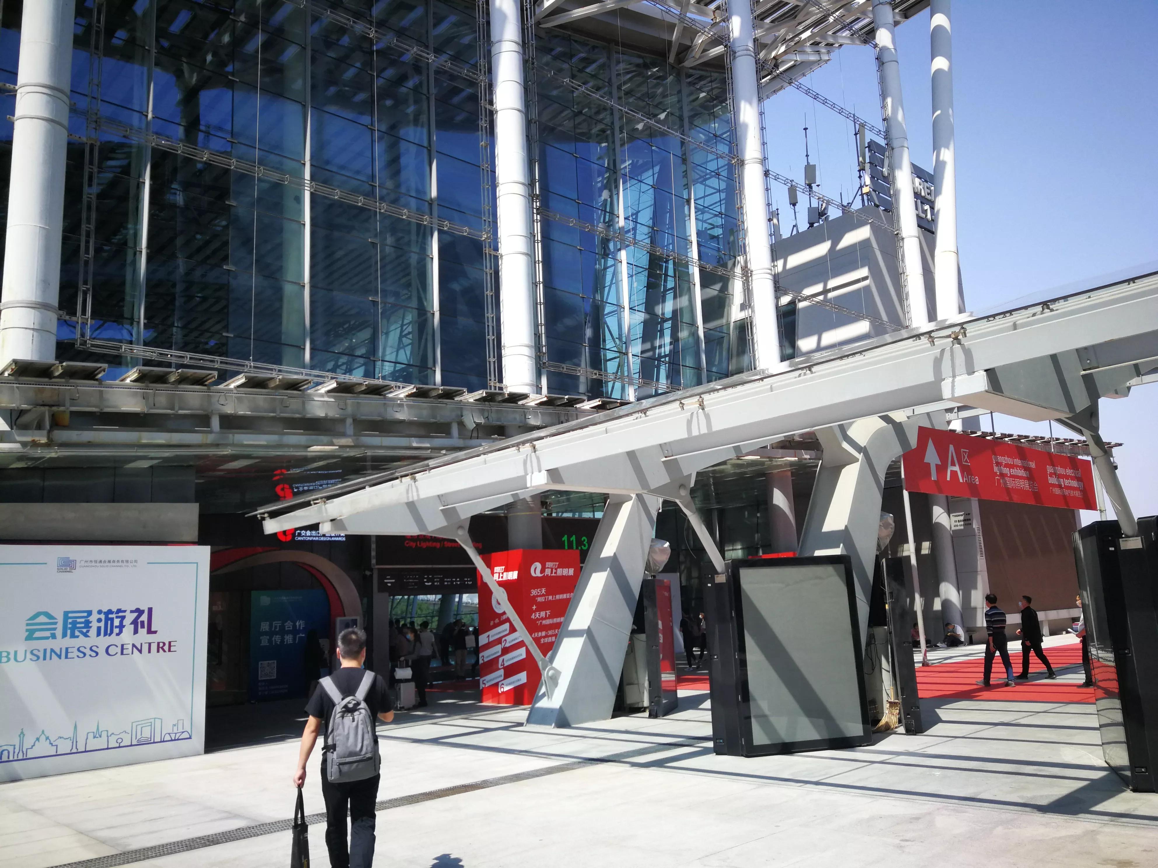 顶尖的业务员,外贸业务员和产品经理哪个好