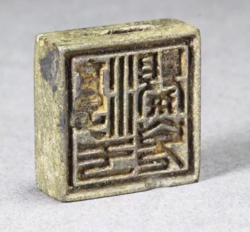 古墓宝藏之谜,墓室之谜完整版