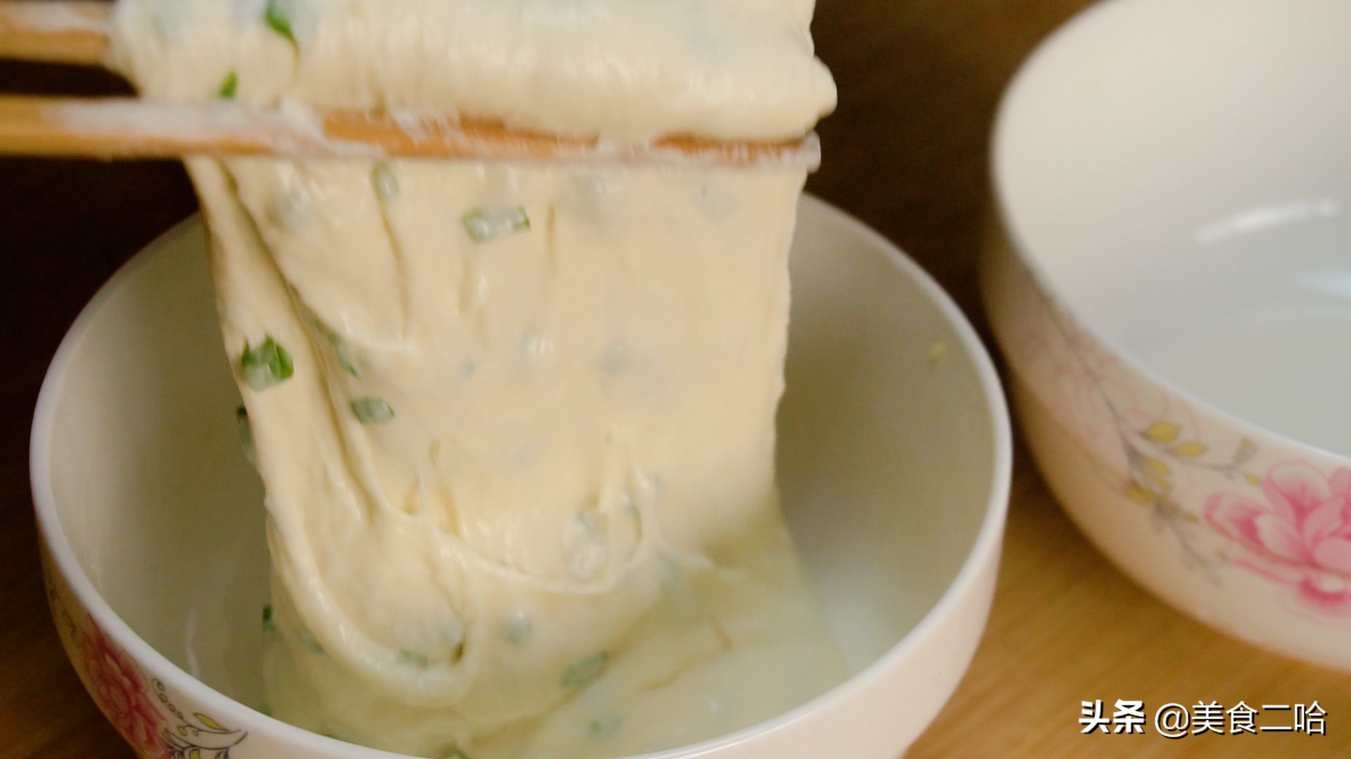 葱花饼怎么做又松又软凉了不硬,家常葱花饼柔软筋道凉了也不硬