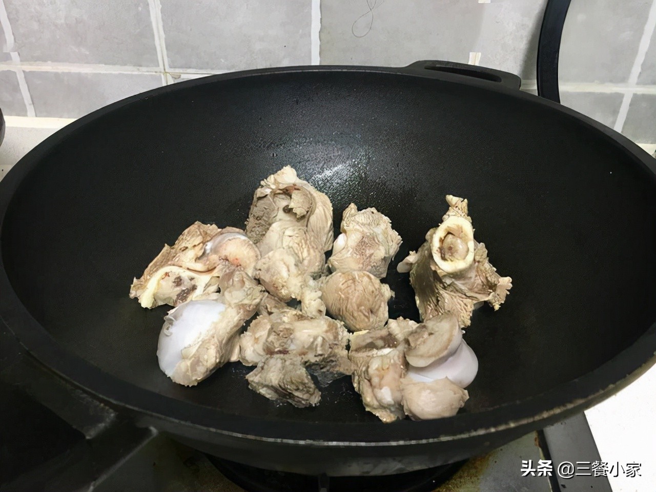 酒店大厨炖肉类正确方法,酒店大厨教排骨汤怎么炖最好喝