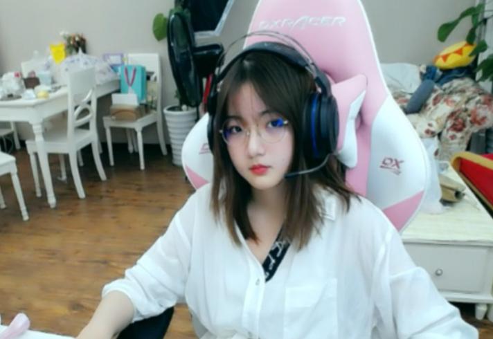 她曾绿过包子，昨晚两人SOLO之后，大批网友却支持他们复合？