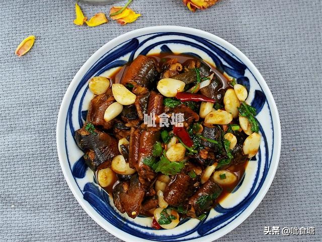 怎样烧鳝鱼鲜嫩好吃,烧鳝鱼最正宗做法