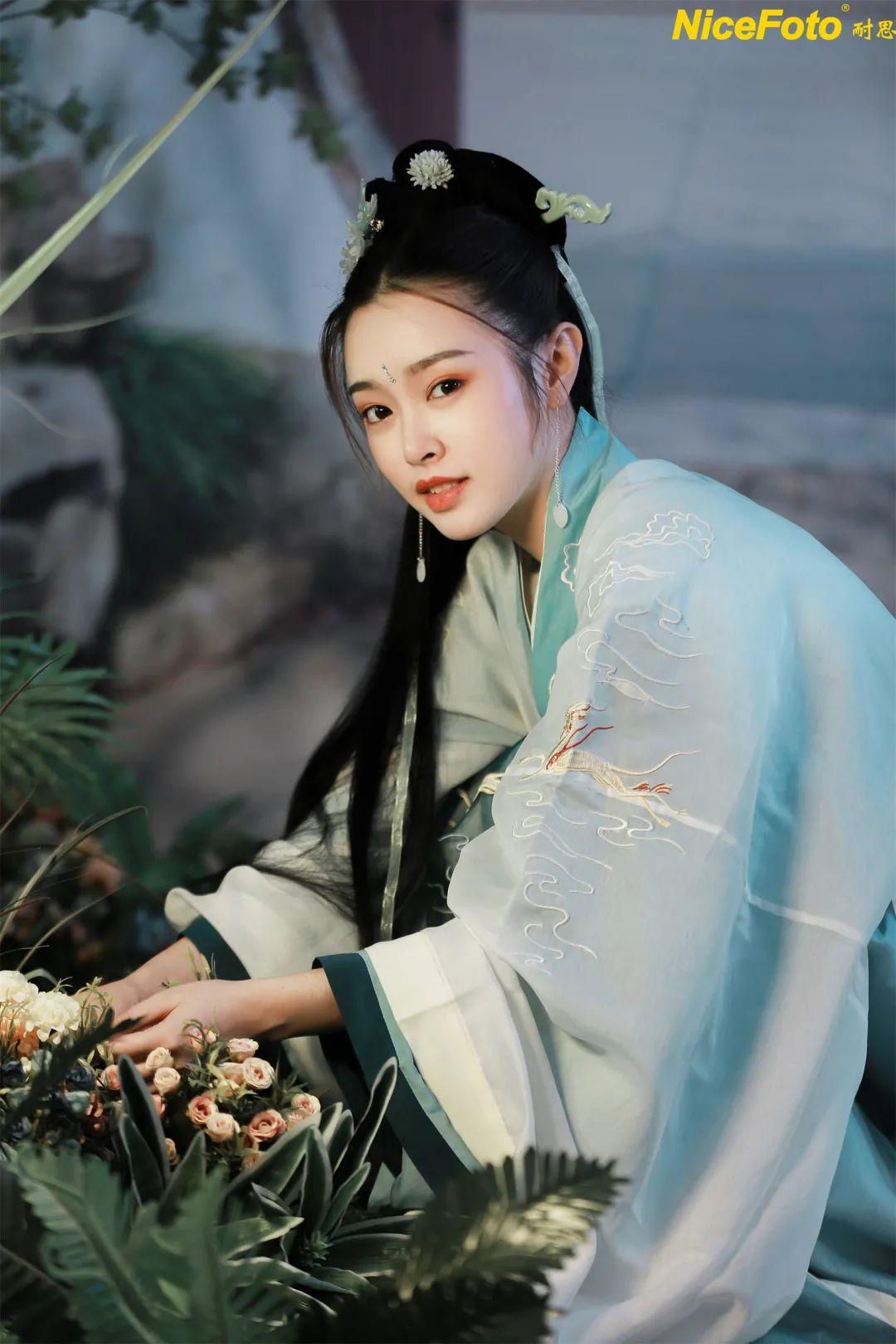 汉服夜间拍摄便携补光灯,汉服圆圈补光灯