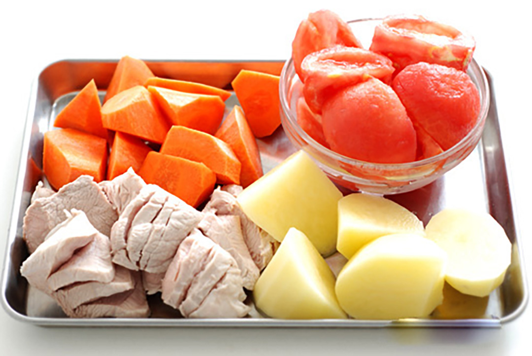 鱼汤熬出后特别腥，问了饭店的厨师才知道，第一步就做错了！