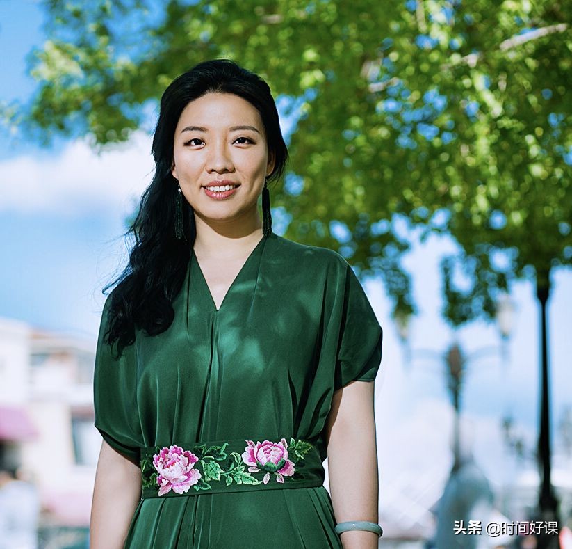 宅家30天才明白：成年人最稀缺的安全感，不是钱给的