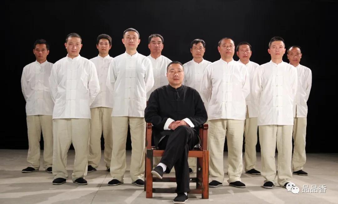 今天,晒白金老白茶也要“高考”了