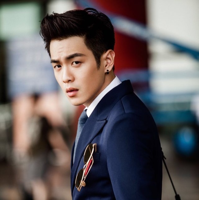 张若昀和父亲打官司谁赢了,张若昀因何事与父亲闹上法庭