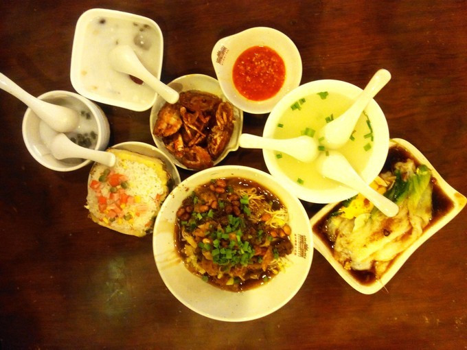 去热带的岛屿游泳,去热带旅行