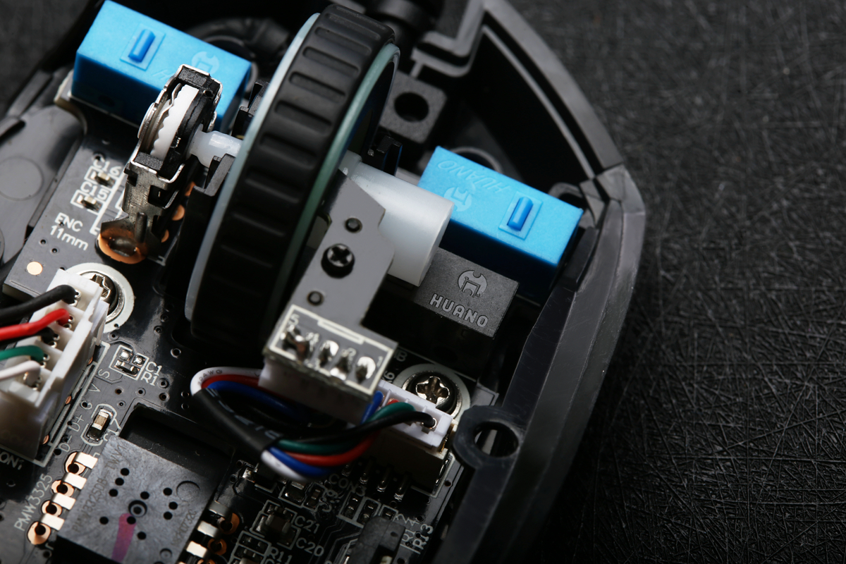 无线游戏鼠标遇到的问题,为什么无线鼠标不能打游戏