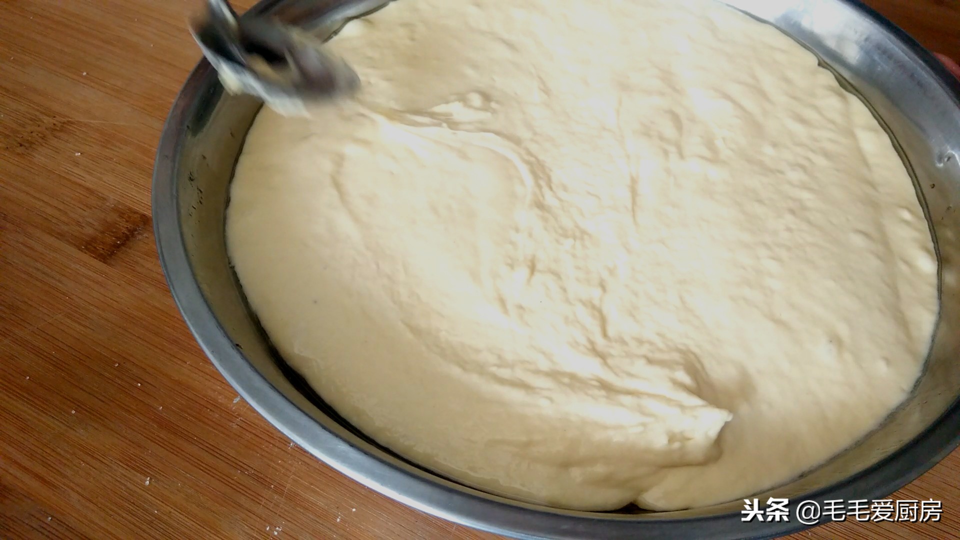 怎么蒸出松软又好吃的发糕,如何蒸发糕让发糕变得美味又好吃