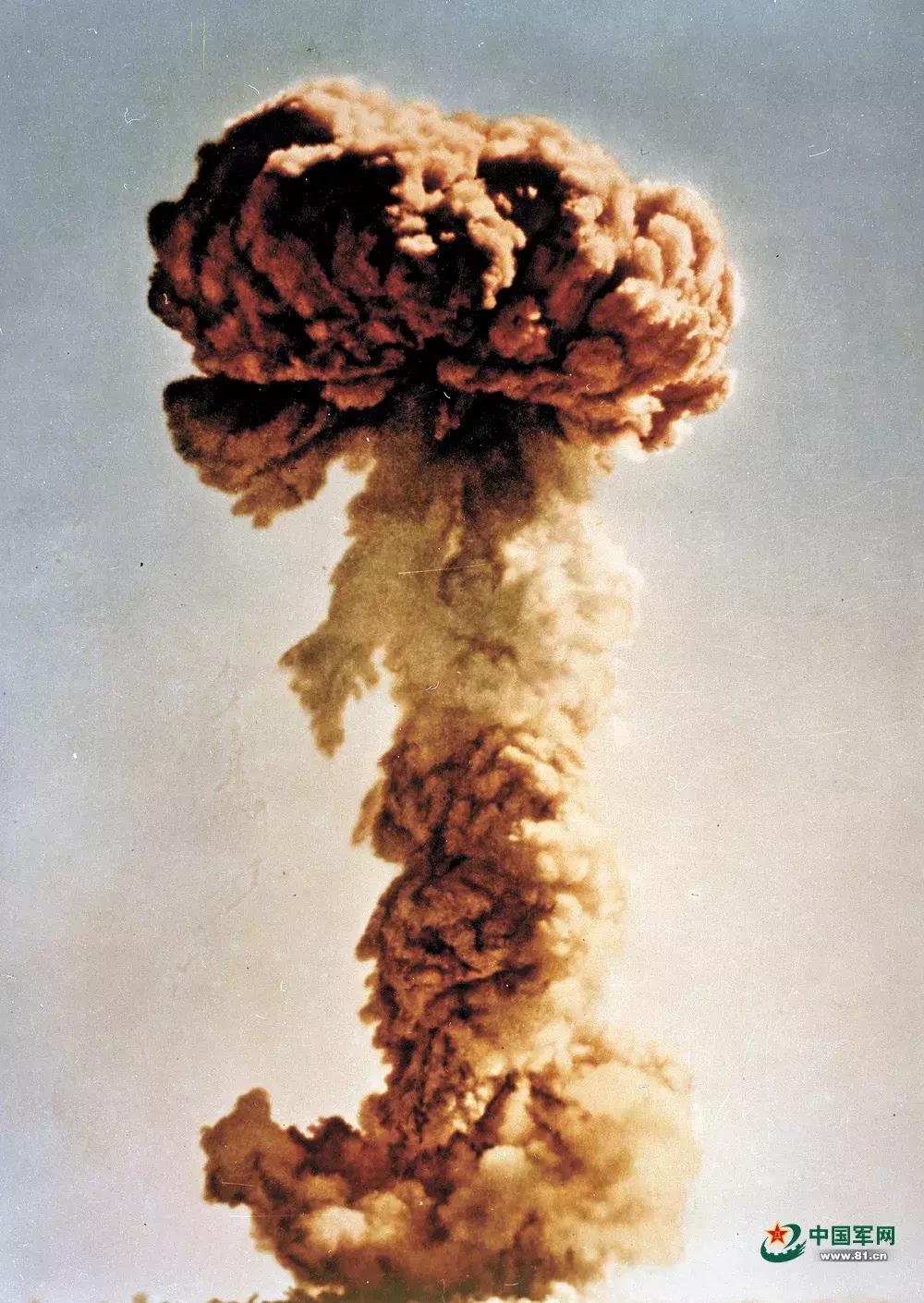 这支受阅的空中王牌部队，54年前还干过一件惊天动地的大事