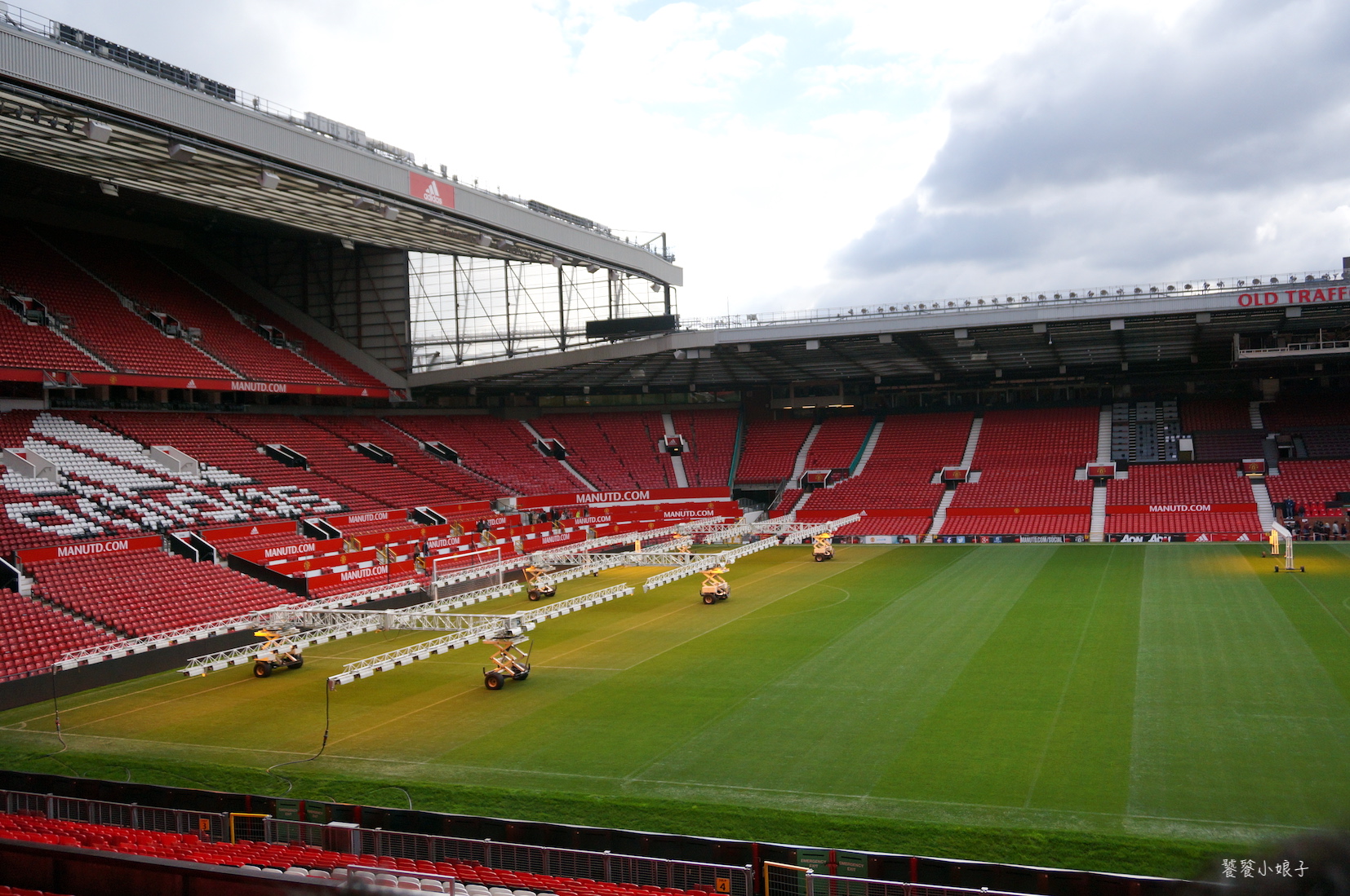 c罗重返曼联穿几号球衣,探秘更衣室