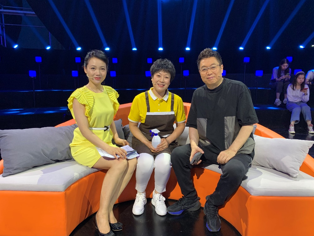 大众工匠金牌工匠亮相CCTV2《生活家》，家电清洗小妙招全学会