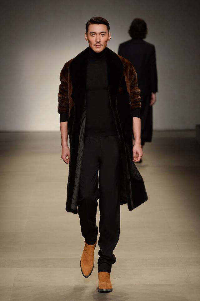 胡兵年轻的照片,胡兵年轻照片