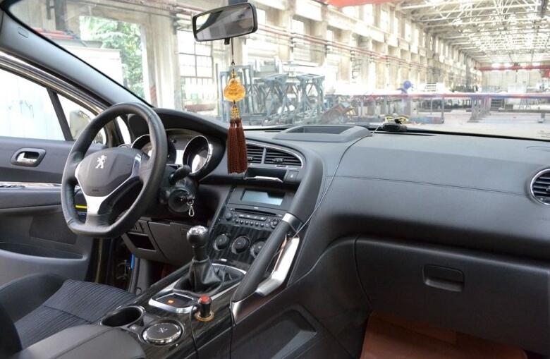 13款途观与13款标致3008对比,比大众途观好的车