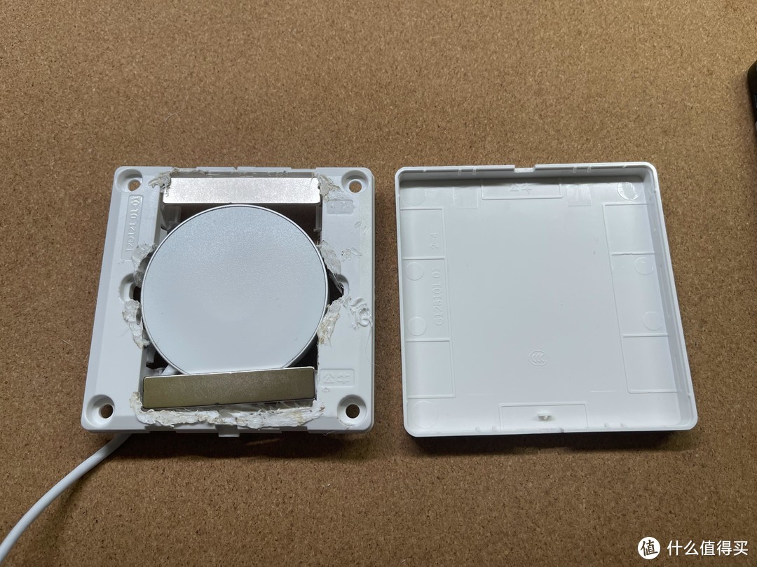 86底盒MagSafe磁吸固定手机无线充电改造方案