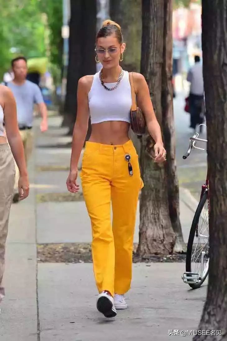 好看的人跟好看的人一起玩,为什么好看的女生都跟丑的在一起