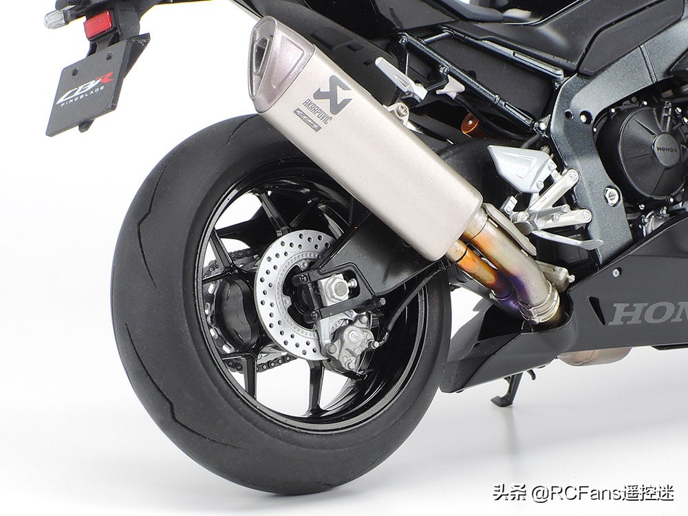 TamiyaHondaCBR1000RR-RFIREBLADESP静态模型