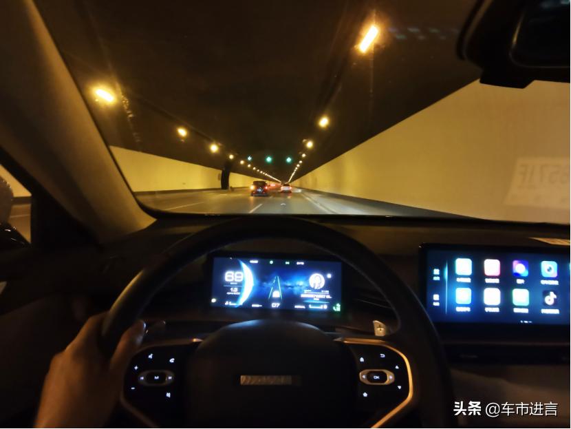 为啥哈弗h6卖那么便宜,2.0t第三代哈弗h6测评