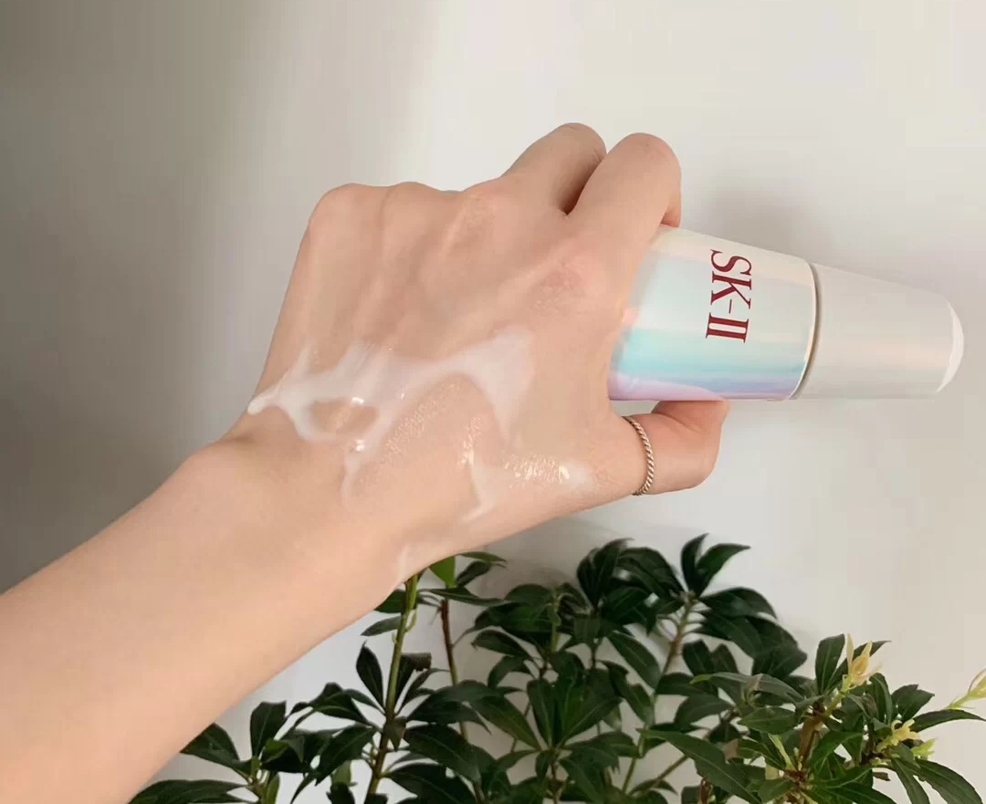 olay水感透白与祛斑精华一起用,五大美白精华