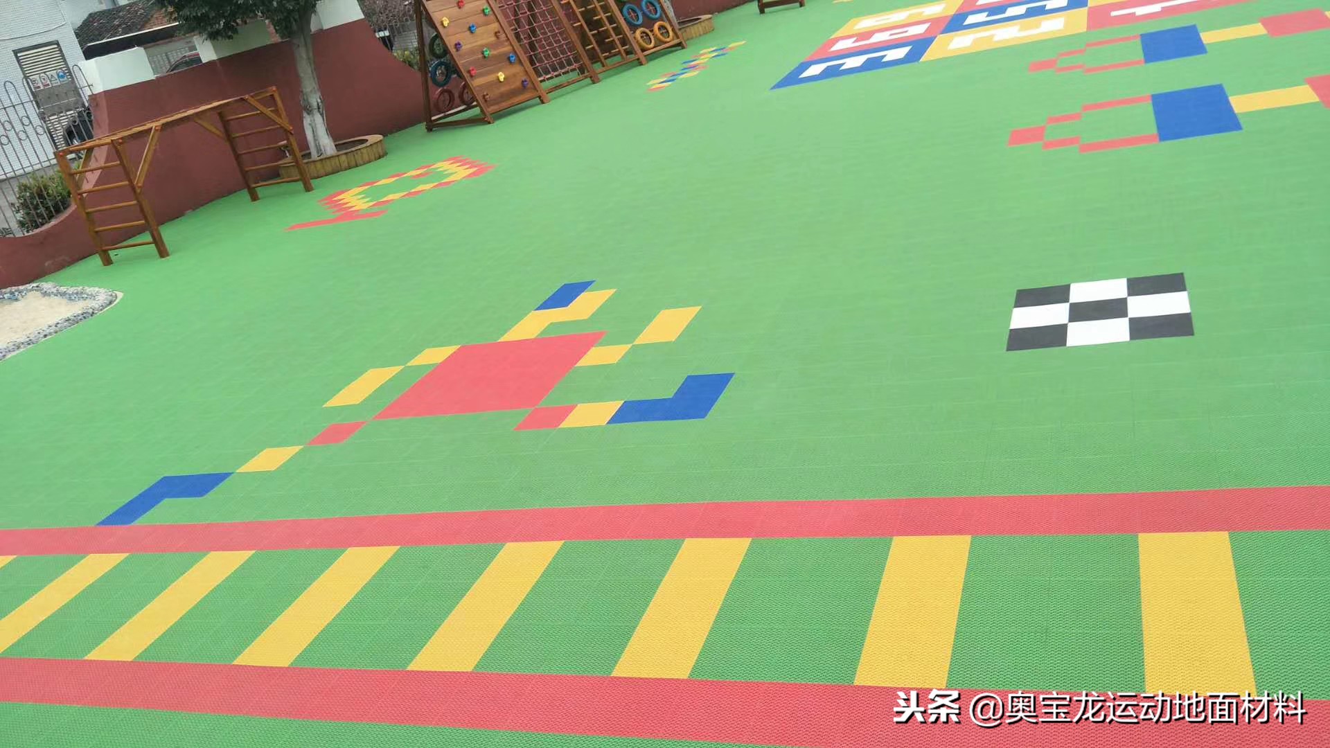 篮球场专用运动悬浮式拼装地板,篮球场悬浮式拼装地板教程