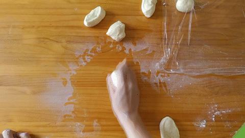 好吃到爆菠萝包轻松在家做酥皮,超好食菠萝包做法