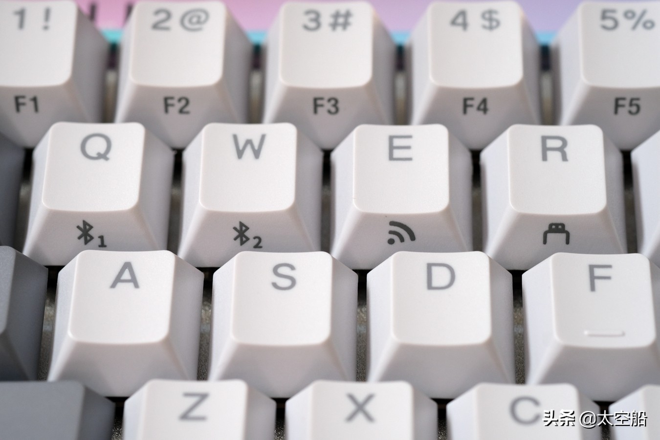 鏉滀冀k320w104閿洏璇勬祴,鏉滀冀閾惰酱閿洏娴嬭瘎