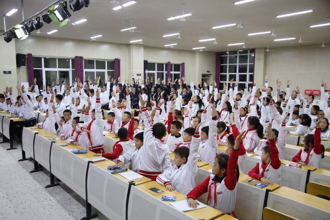 学英语必备的词汇有哪些,学英语必考词语