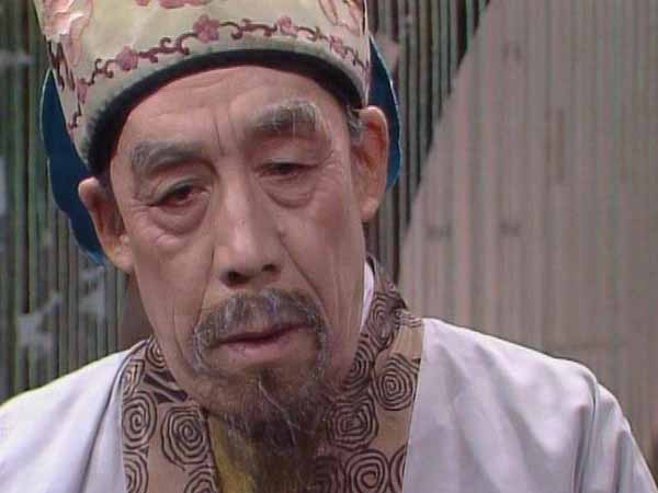 贾母为什么留着鸳鸯,贾母真正死亡的原因