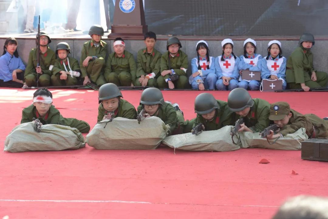 机器人在技能大赛上尬舞,世界机器人舞冠军挑战赛