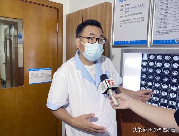 一跑步肾就疼原来是有结石,经常跑步得了肾结石