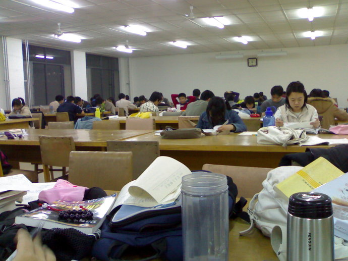 高职院校是不是大学,高职学校可以说是大学吗