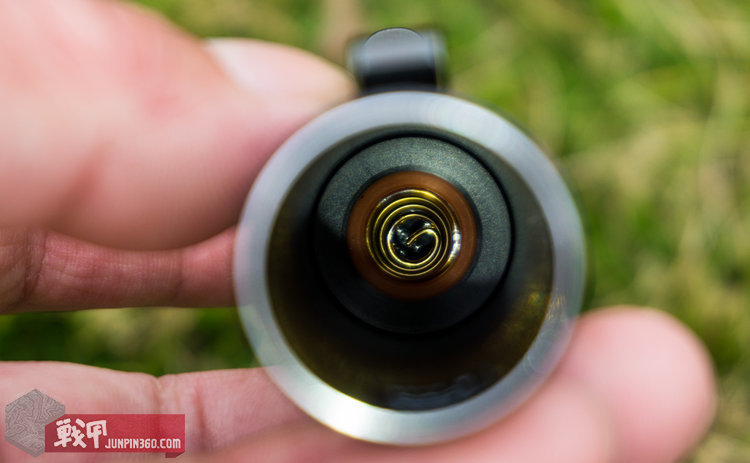 fenix菲尼克斯pd36rv2.0,fenix手电pd40r与pd36r哪个好