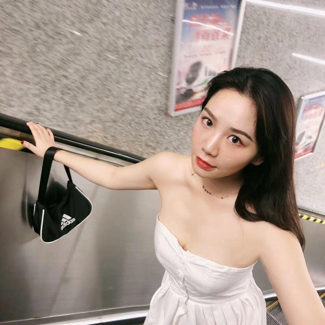 只要上班够土下班就没人认出,只要上班够土下班就认不出来