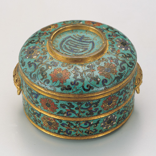 铜胎掐丝珐琅的俗名为景泰蓝,景泰蓝掐丝珐琅工艺制作材料