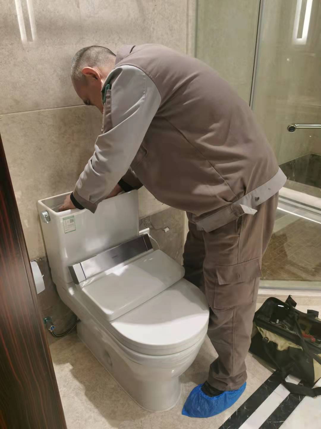 小何师傅电器维修,小何师傅的作品