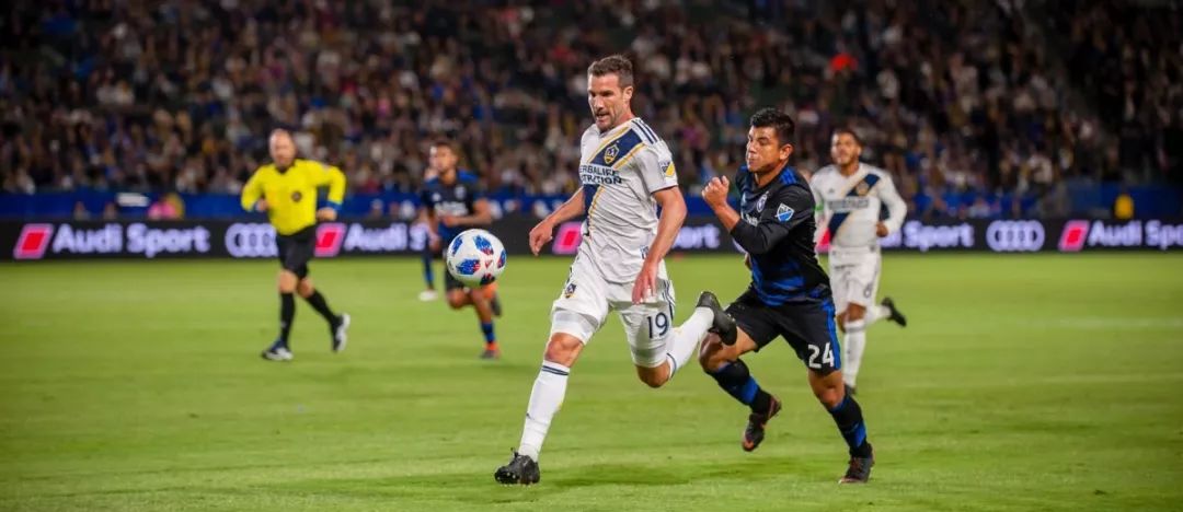 银河主场三连败K球APP周五直播伊布迎战“北境之王”