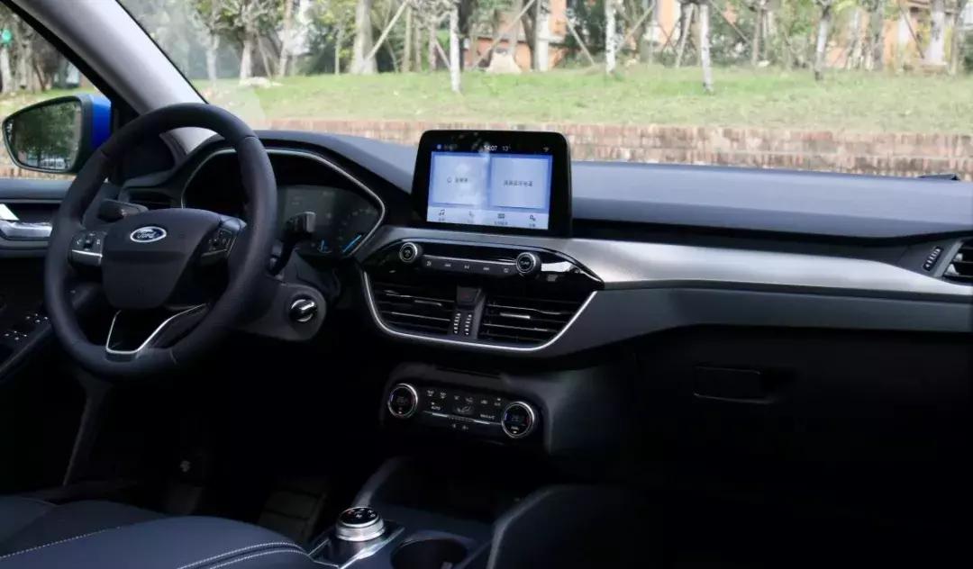 舒适性好一点的福克斯,舒适加性能的车