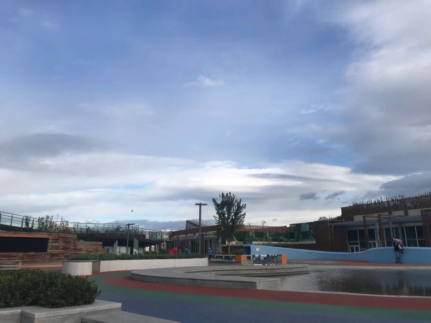 金源购物中心顶层,远大路世纪金源购物中心