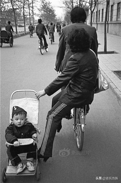 八十年代北京民情生活写实，健美裤开始流行