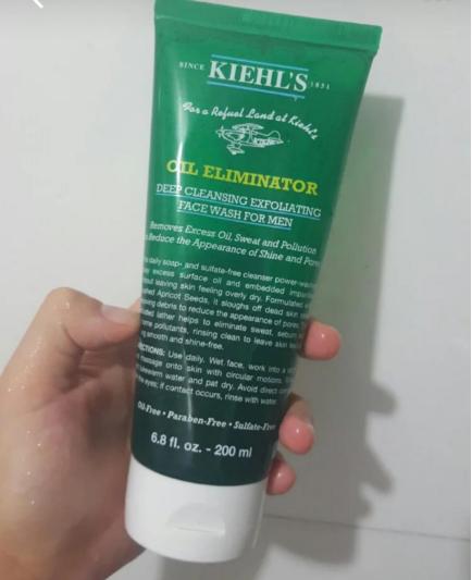 sk2洗面奶男士对比科颜氏,科颜氏高保湿男士洗面奶白色瓶