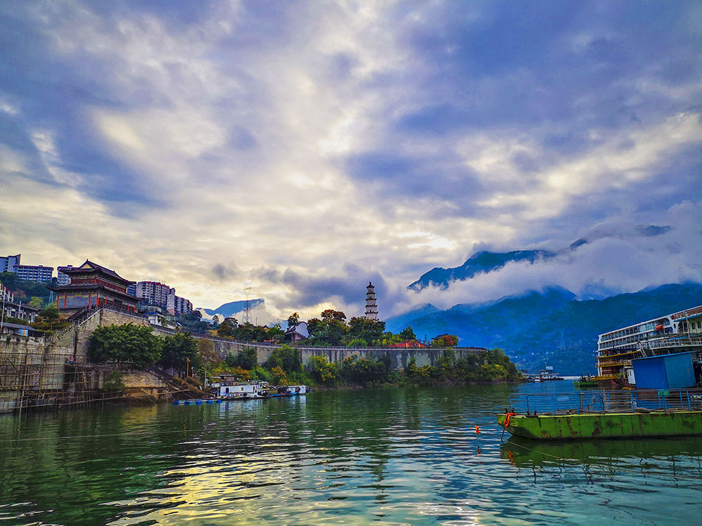 长江黄金邮轮，让我奢享山水间的至尊体验