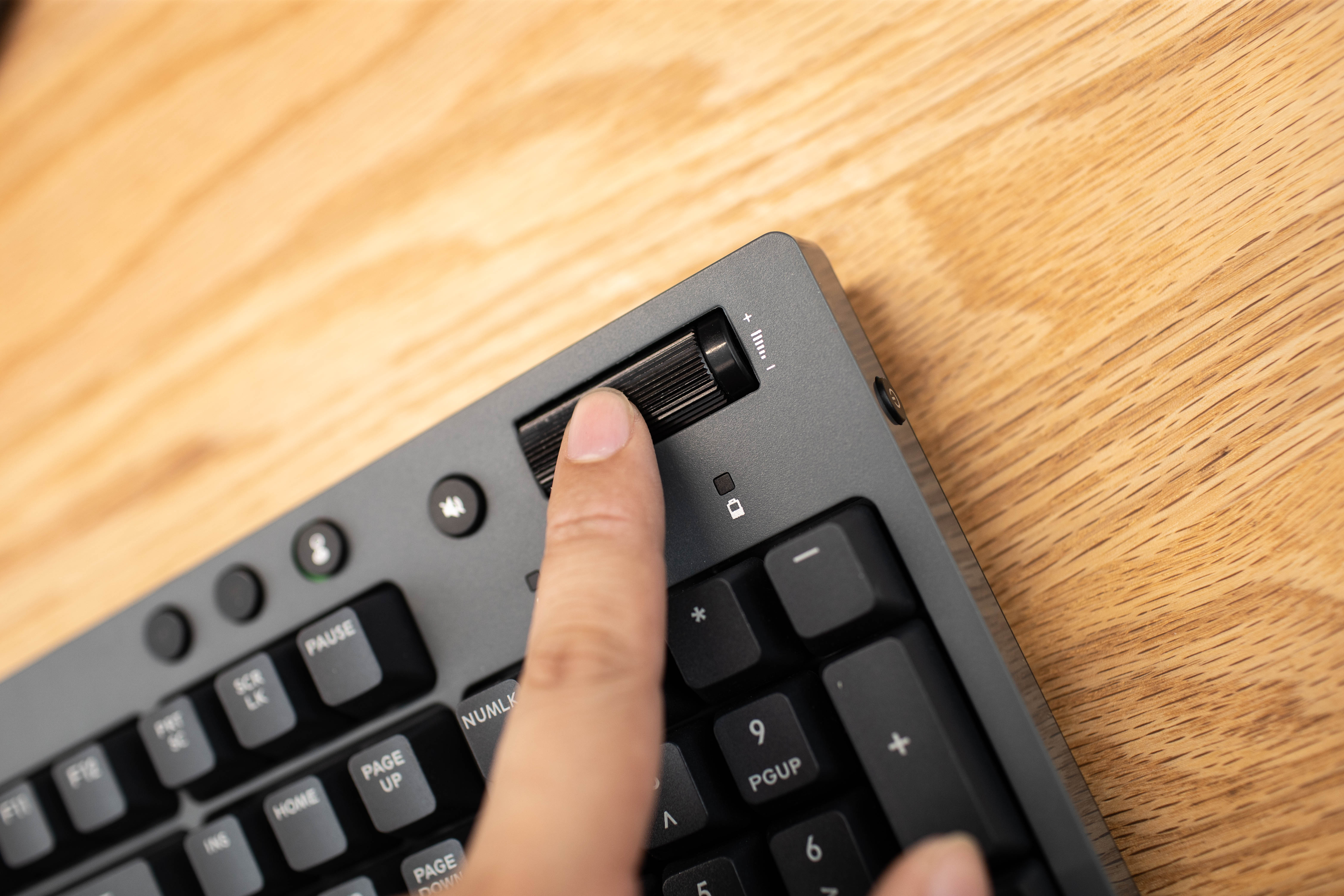 tt快银轴键盘,ttc最新键盘