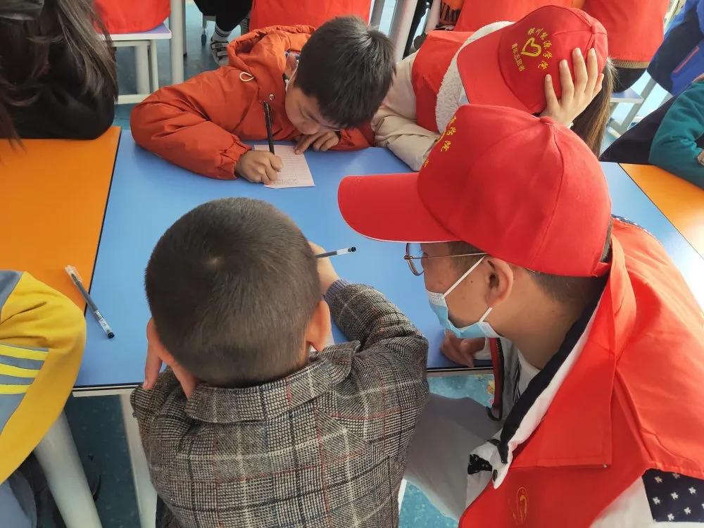 感恩季|“青春筑梦·益暖银能”电力学院社区支教行