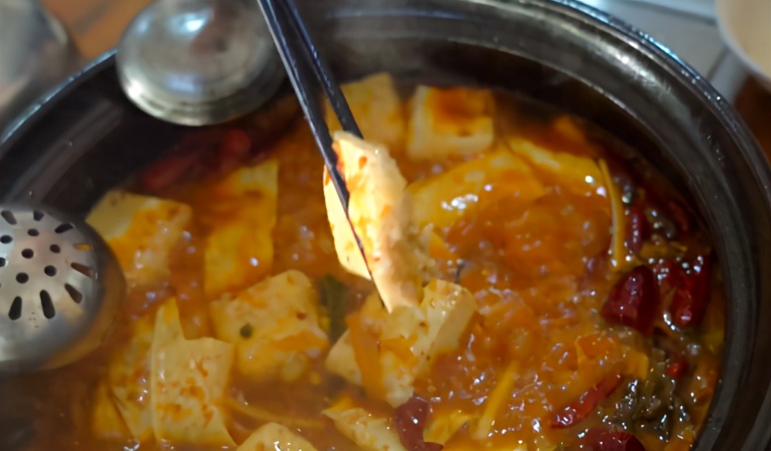 云南省哪里的牛肉火锅最好吃,云南特色牛肉火锅